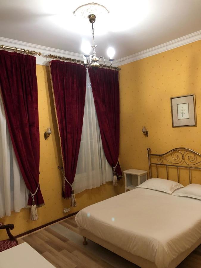 Hotel Emilie Royan Luaran gambar