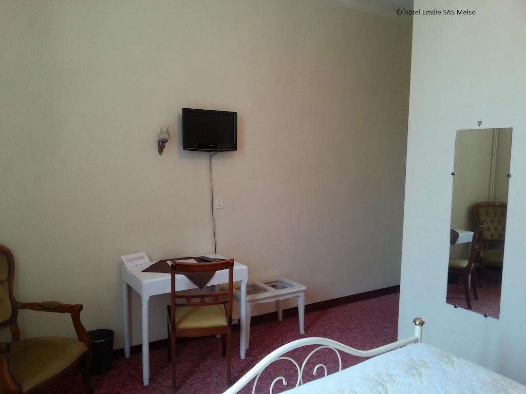 Hotel Emilie Royan Luaran gambar